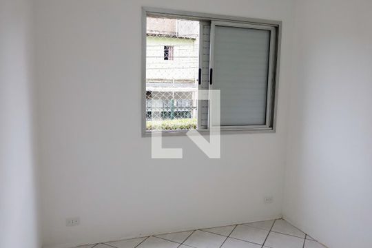 Quarto 2 de apartamento à venda com 2 quartos, 48m² em Ayrosa, Osasco