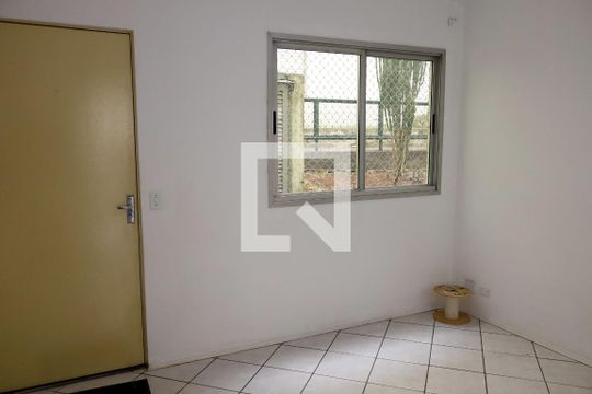 Apartamento à venda com 2 quartos, 48m² em Ayrosa, Osasco