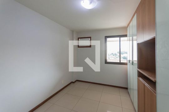 Suíte de apartamento à venda com 3 quartos, 210m² em Tijuca, Rio de Janeiro