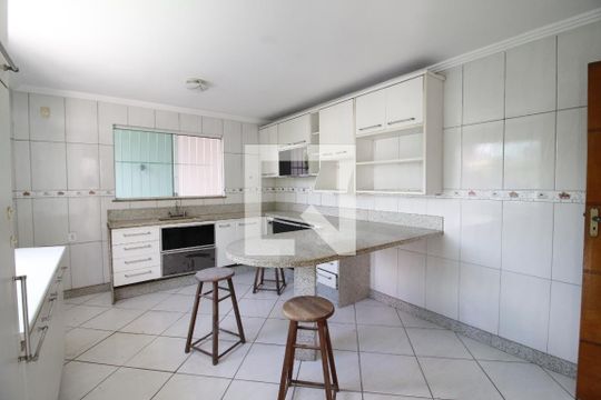 Cozinha de casa para alugar com 4 quartos, 250m² em Tanque, Rio de Janeiro