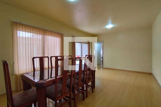 Apartamento para alugar com 2 quartos, 90m² em Hamburgo Velho, Novo Hamburgo