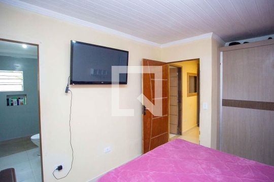 Quarto Suite 1 de casa à venda com 4 quartos, 650m² em Sete Praias, Diadema