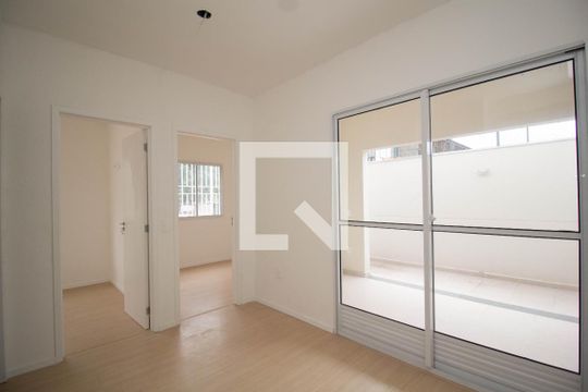 Apartamento à venda com 2 quartos, 38m² em Jardim Jaragua (sao Domingos), São Paulo