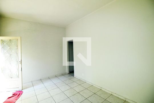 Sala de casa à venda com 1 quarto, 47m² em Parada de Lucas, Rio de Janeiro