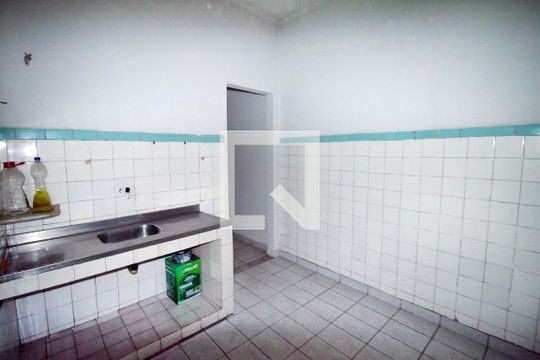 Cozinha de casa à venda com 1 quarto, 47m² em Parada de Lucas, Rio de Janeiro