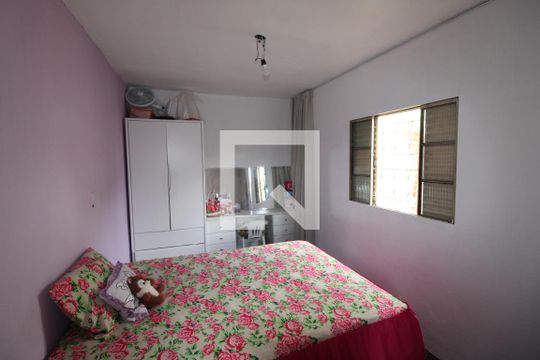 Quarto 1 de casa à venda com 3 quartos, 500m² em Itaquera, São Paulo