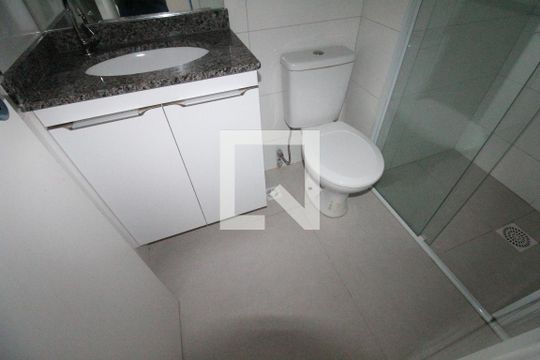 Banheiro de apartamento para alugar com 2 quartos, 64m² em Urbanova, São José dos Campos