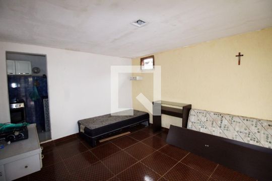 Sala - Quarto de kitnet/studio para alugar com 1 quarto, 20m² em Brás de Pina, Rio de Janeiro