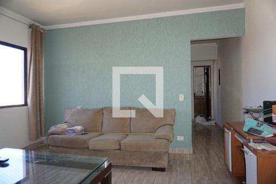 Sala de apartamento para alugar com 2 quartos, 48m² em Jardim Vitória, Embu das Artes