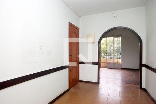 Sala 2 de apartamento à venda com 3 quartos, 71m² em Santana, Porto Alegre