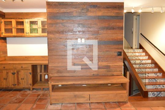 Sala  de casa de condomínio para alugar com 5 quartos, 256m² em Ribeirânia, Ribeirão Preto