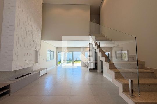 Casa de Condomínio à venda com 4 quartos, 239m² em Vale Azul, Jundiaí