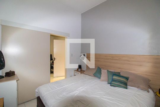 Suíte 1 de casa à venda com 3 quartos, 200m² em Centro, Niterói