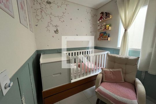 Quarto de apartamento à venda com 2 quartos, 60m² em Vila Vitorio Mazzei, São Paulo