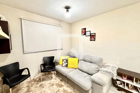 Apartamento à venda com 2 quartos, 40m² em São Pedro, Osasco