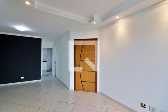 Sala  de apartamento para alugar com 4 quartos, 100m² em Vila Dayse, São Bernardo do Campo