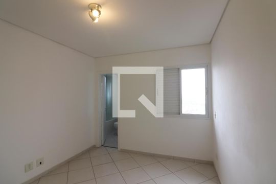 Suíte de apartamento para alugar com 4 quartos, 100m² em Vila Dayse, São Bernardo do Campo
