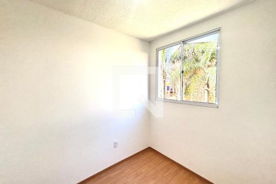 Quarto 1 de apartamento para alugar com 2 quartos, 33m² em Lageado, Ferraz de Vasconcelos