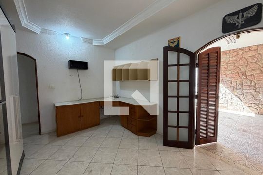 Quarto 2 de casa à venda com 3 quartos, 200m² em Parque Cidade Jardim II, Jundiaí