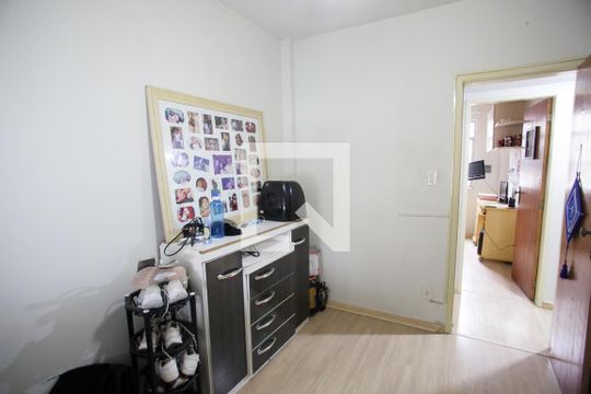 Quarto 2 de apartamento à venda com 4 quartos, 73m² em Tanque, Rio de Janeiro