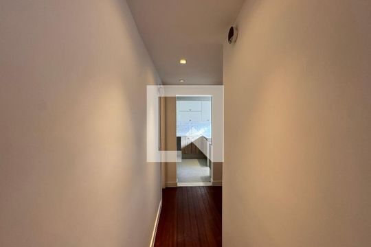 Casa de Condomínio para alugar com 3 quartos, 350m² em Barra da Tijuca, Rio de Janeiro