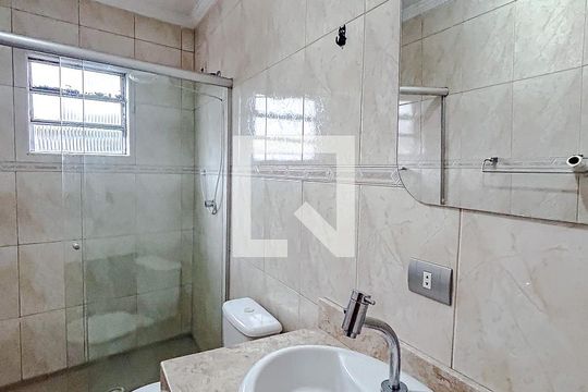 Banheiro de casa para alugar com 1 quarto, 50m² em Vila Matilde, São Paulo