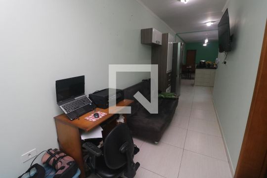 Sala de TV de casa à venda com 3 quartos, 116m² em Parque Novo Oratório, Santo André