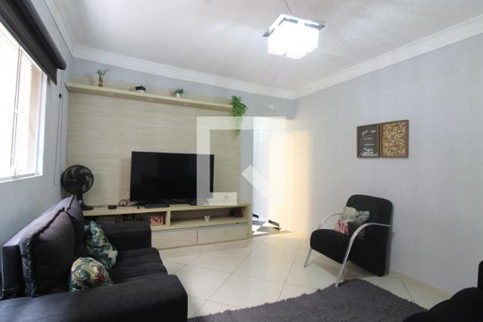 Casa à venda com 2 quartos, 109m² em Cidade Patriarca, São Paulo