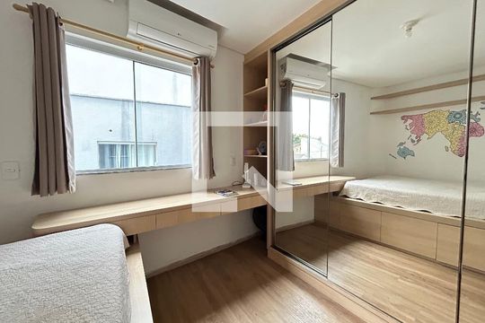 Quarto de apartamento para alugar com 1 quarto, 37m² em Campeche Leste, Florianópolis