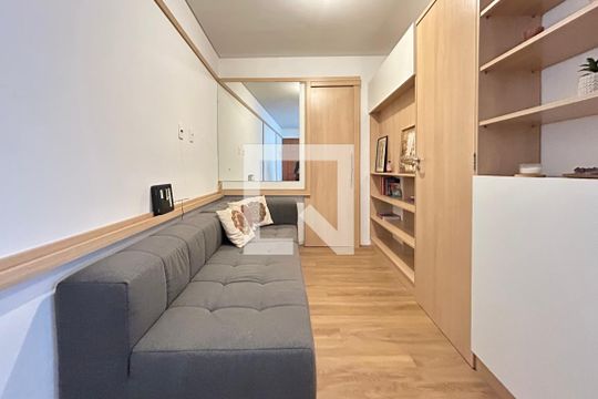 Apartamento para alugar com 1 quarto, 37m² em Campeche Leste, Florianópolis