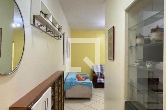 Sala de apartamento para alugar com 3 quartos, 73m² em Centro Histórico, Porto Alegre