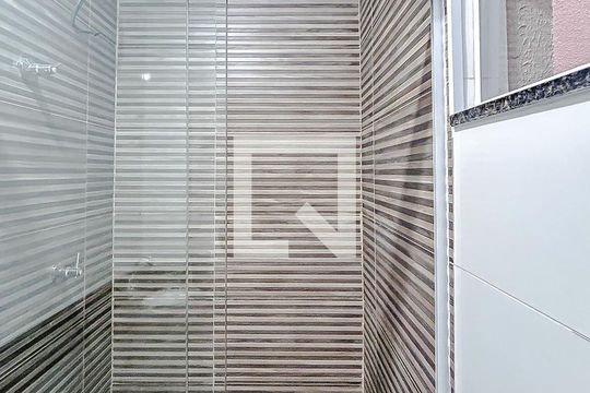 Banheiro de kitnet/studio à venda com 1 quarto, 18m² em Vila Formosa, São Paulo