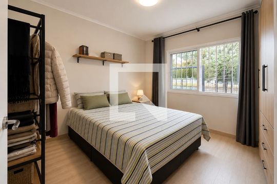 Quarto de apartamento para alugar com 2 quartos, 49m² em Rubem Berta, Porto Alegre