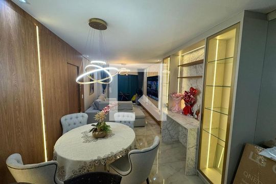 Sala de apartamento para alugar com 2 quartos, 100m² em Centro, Palhoça