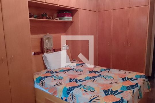 Quarto de casa à venda com 3 quartos, 224m² em Bortolândia, São Paulo
