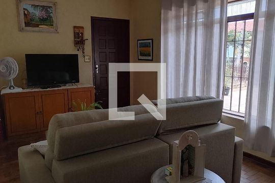 Sala de casa à venda com 3 quartos, 224m² em Bortolândia, São Paulo