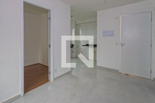 Apartamento para alugar com 2 quartos, 33m² em Parque Pan Americano, São Paulo