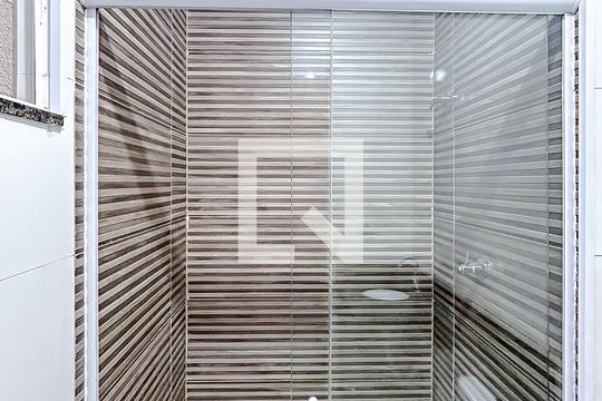 Banheiro de kitnet/studio à venda com 1 quarto, 18m² em Vila Formosa, São Paulo