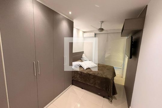 Apartamento à venda com 3 quartos, 84m² em Pendotiba, Niterói