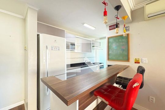 Sala de apartamento para alugar com 1 quarto, 74m² em Cristal, Porto Alegre