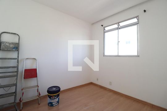 Quarto 2 de apartamento para alugar com 2 quartos, 47m² em Gávea, Uberlândia