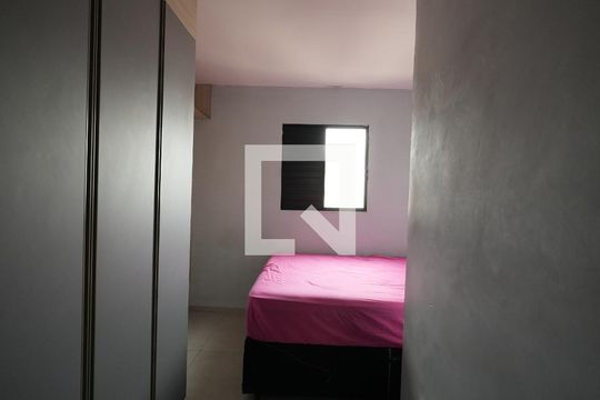 Casa de Condomínio à venda com 2 quartos, 48m² em Vila Valparaíso, Santo André