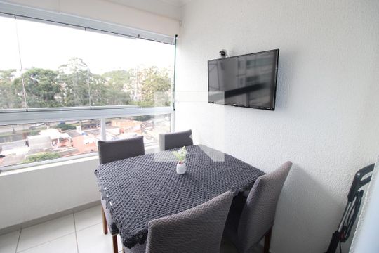 Sala / Cozinha - Varanda de apartamento à venda com 2 quartos, 45m² em Vila Carmosina, São Paulo