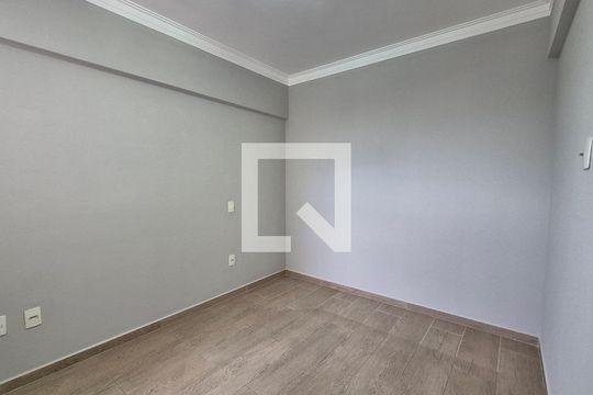 Apartamento à venda com 3 quartos, 60m² em Jardim das Maravilhas, Santo André