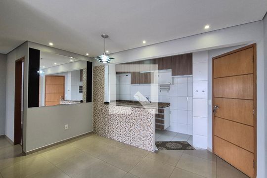 Apartamento à venda com 3 quartos, 60m² em Jardim das Maravilhas, Santo André