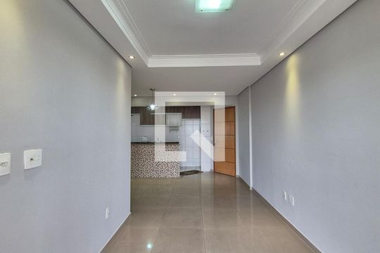 Apartamento à venda com 3 quartos, 60m² em Jardim das Maravilhas, Santo André