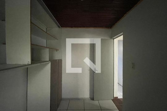 Apartamento à venda com 2 quartos, 39m² em Feitoria, São Leopoldo