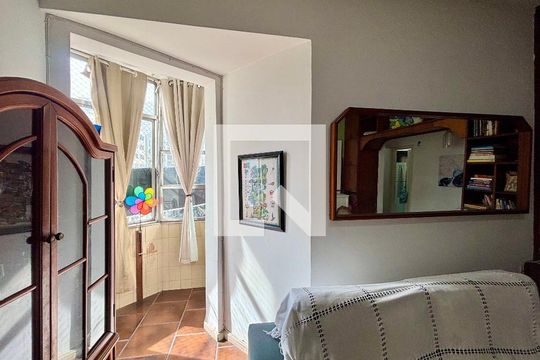 Apartamento à venda com 2 quartos, 74m² em Copacabana, Rio de Janeiro