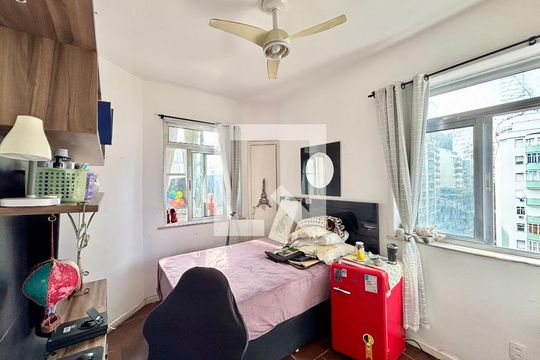 Apartamento à venda com 2 quartos, 74m² em Copacabana, Rio de Janeiro