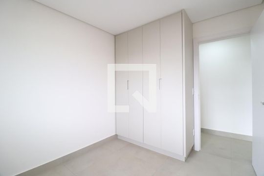 Quarto 1 de apartamento para alugar com 3 quartos, 101m² em Copacabana, Uberlândia